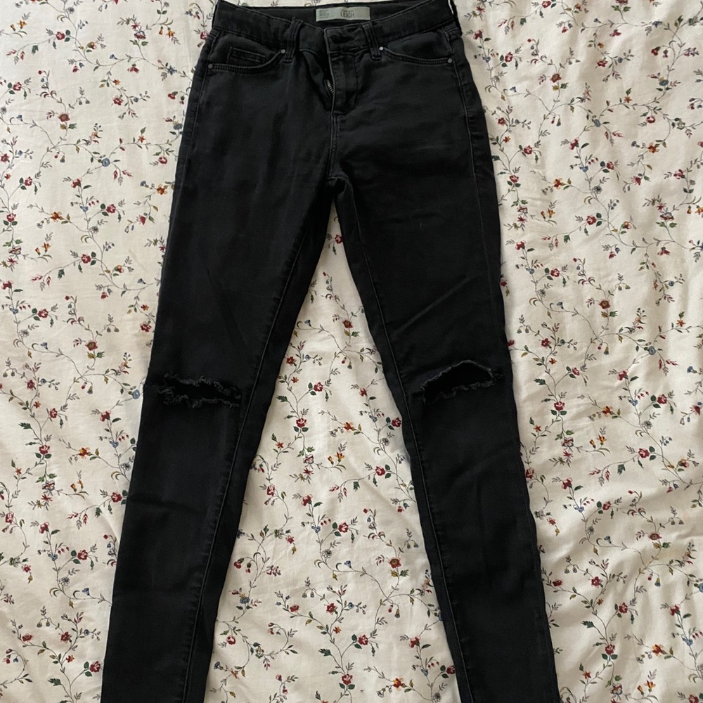 Ripped Black Skinny Jeans